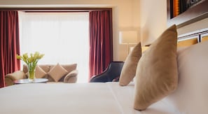 Egyptian cotton sheets, premium bedding, pillow-top beds, minibar - Mövenpick Hotel & Residences Nairobi (Nairobi)