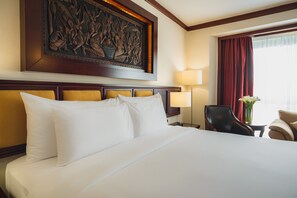 1 bedroom, Egyptian cotton sheets, premium bedding, pillowtop beds