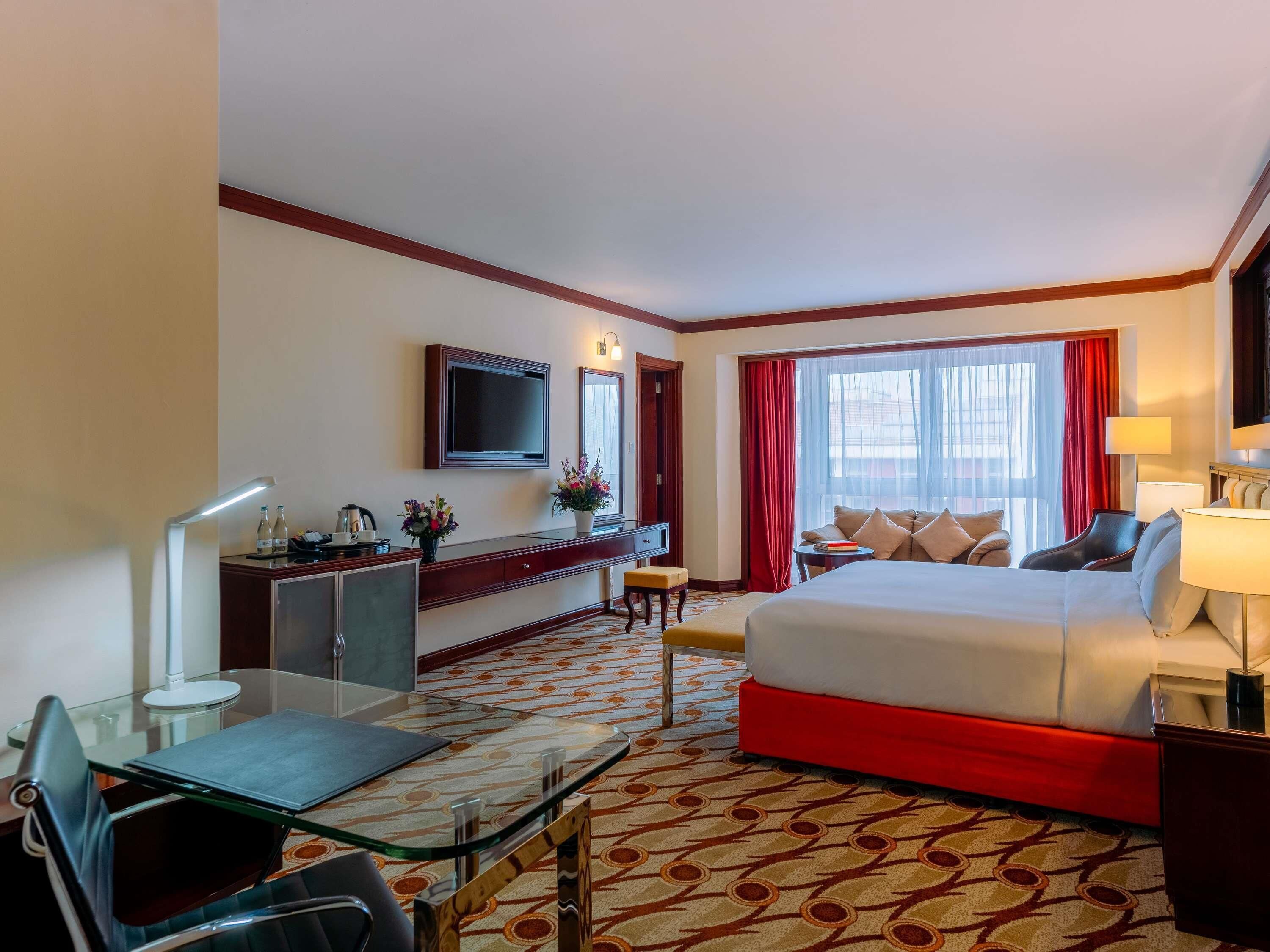Egyptian cotton sheets, premium bedding, pillow-top beds, minibar