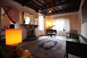 Sala de estar en el lobby