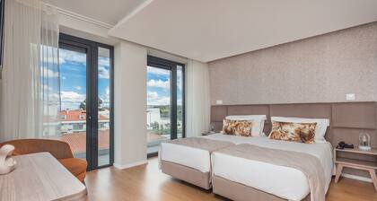Essence Inn Marianos