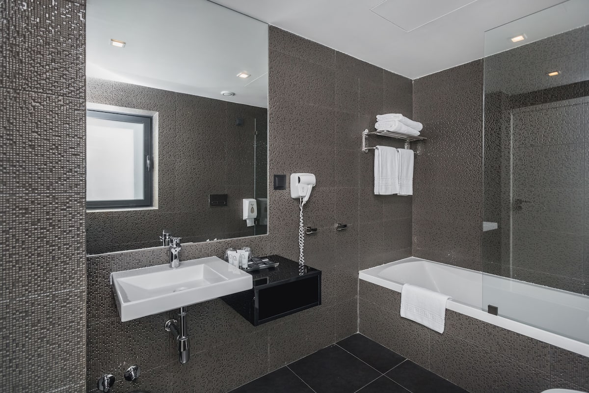 free toiletries, hair dryer, towels, soap