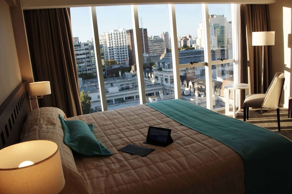 Suite empresarial | Ropa de cama de alta calidad y edredón
