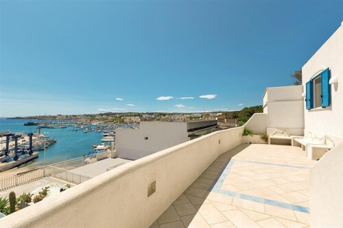 Attico del Blu by BarbarHouse