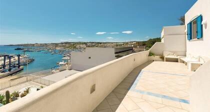 Attico del Blu by BarbarHouse