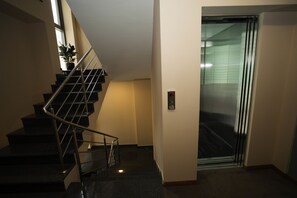 Vestibule