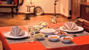 مطعم