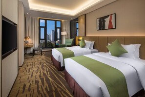 Twin Room, 2 Twin Beds, Smoking (Selected) | Minibar, in-room safe, laptop workspace, soundproofing
