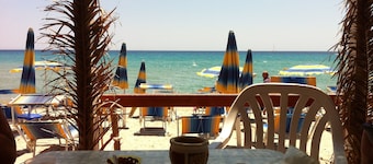 Villa Eden 900mt upealta Calamarina-rannalta