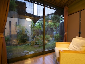 Habitación estándar, no fumadores (EMMAI) | Vistas desde la habitación