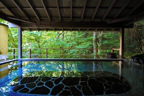 Pool - Shogetsu (Gero)