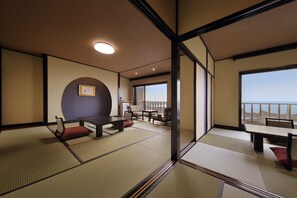 Habitació tradicional, bany compartit (Japanese Style, for 5 Guests, 2F) | Wifi gratuïta i roba de llit 