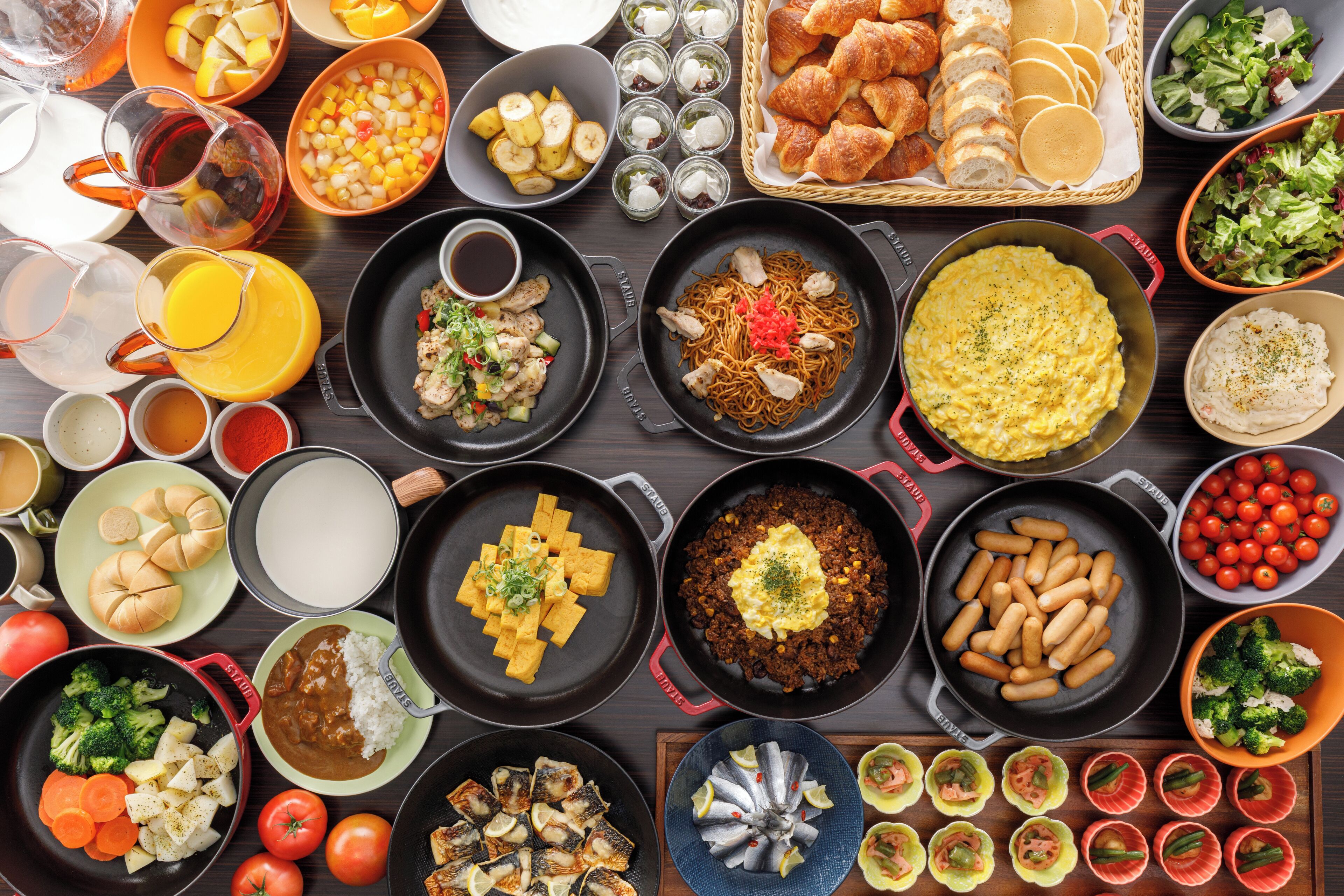 daily buffet breakfast (jpy 1540 per person)