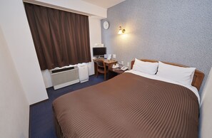 Free WiFi, bed sheets - Famy Inn Makuhari (Chiba)