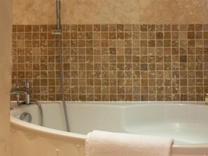 Hair dryer, towels
