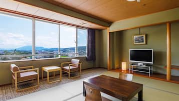 Peti besi dalam bilik, Wi-fi percuma, cadar katil