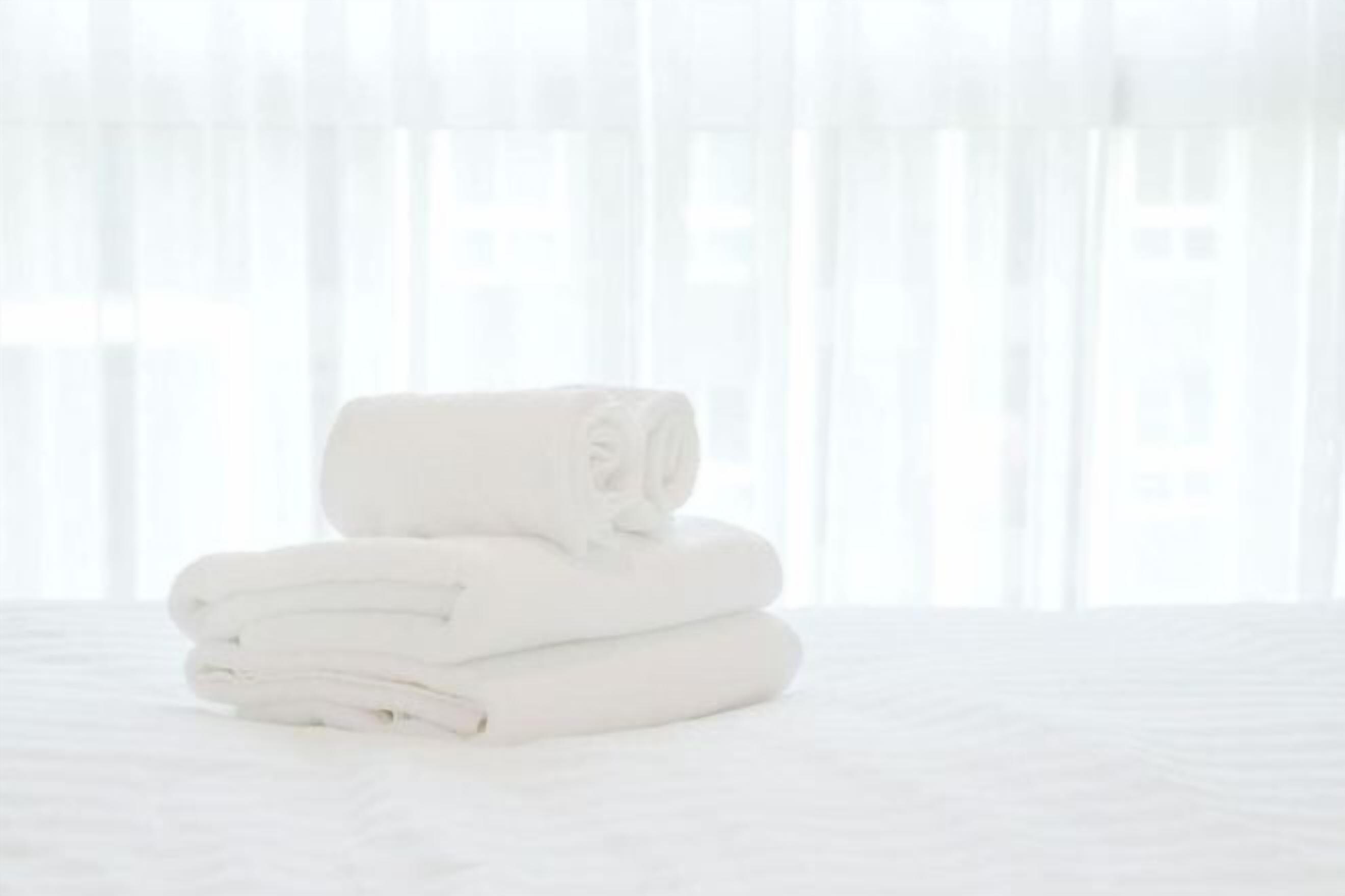 客房內保險箱、免費無線上網、床單