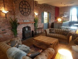 独特独立别墅, 4 间卧室, 无烟房, 海景 | 酒廊