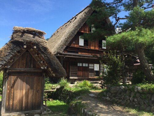 Nakanoyu Onsen Ryokan
