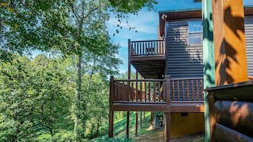 Cabin, 1 Bedroom | Property grounds