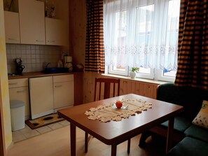 Interior - 2-room small 45004 - House looks (Göhren)