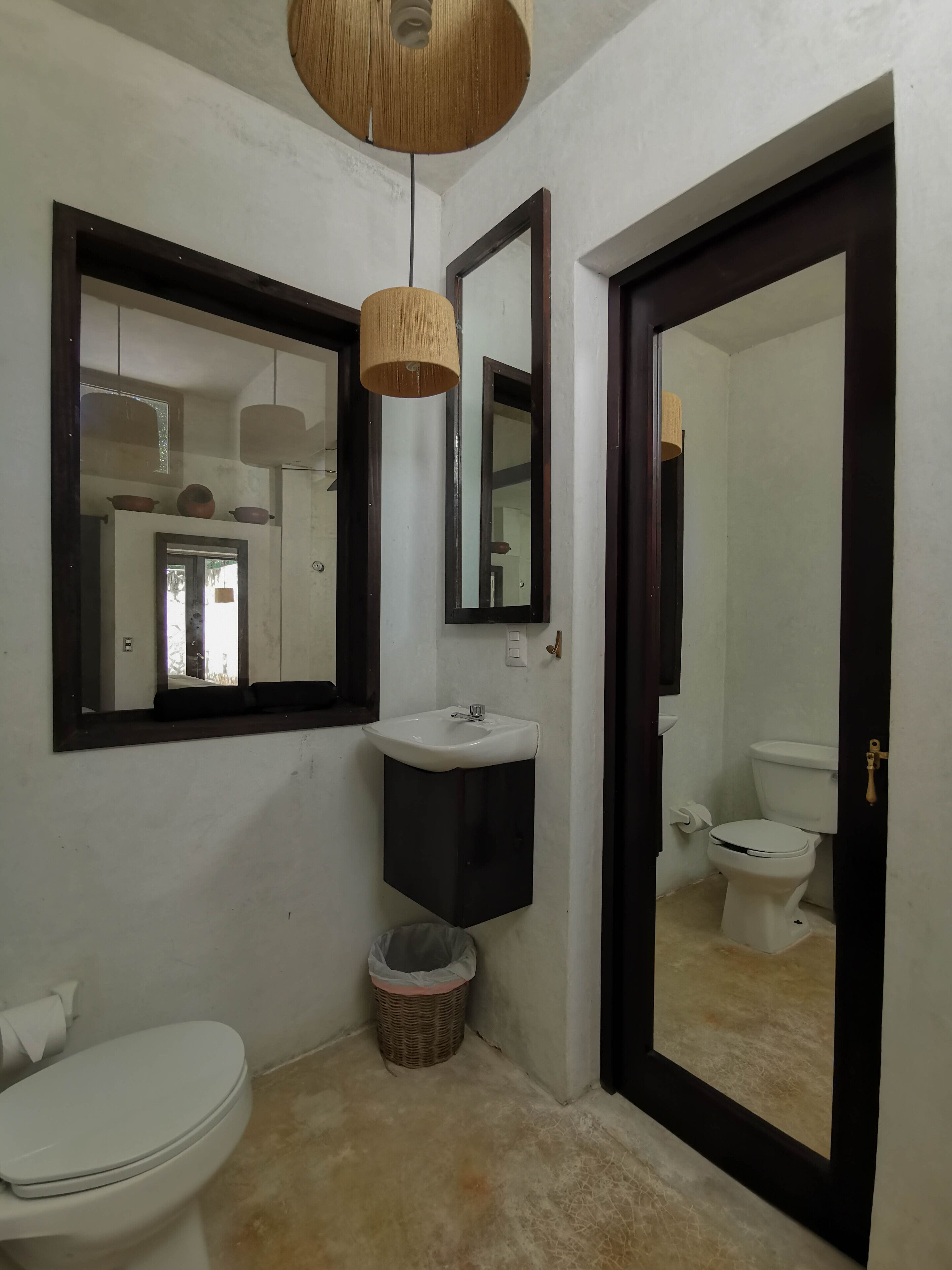 separate bathtub and shower, deep-soaking bathtub, free toiletries