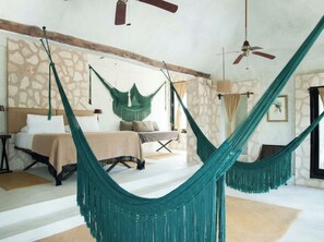 Suite básica, Terraza | Área de sala de estar