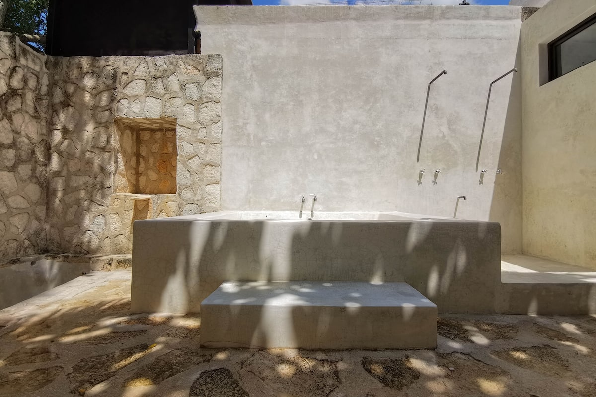 luxury double room | 1 bedroom, minibar, in-room safe, free wifi