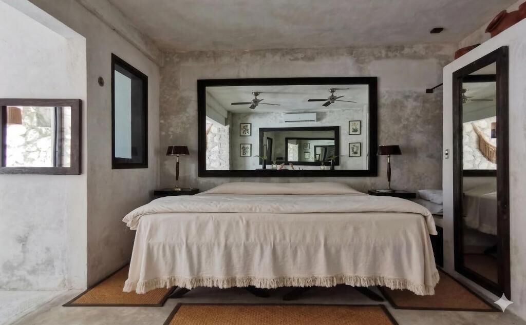 Superior tweepersoonskamer, 1 kingsize bed, patio | Een minibar, een kluis op de kamer, gratis wifi