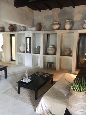 Basic Villa, Private Pool | Living room