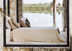 Minibar, caja de seguridad en la habitación y wifi gratis