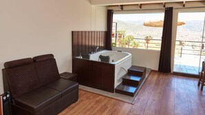 Suite de lujo, terraza, vistas a la ciudad