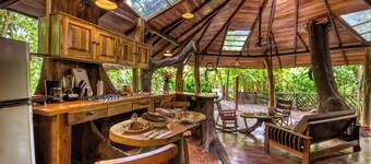 Tree House Beachfront Lodge