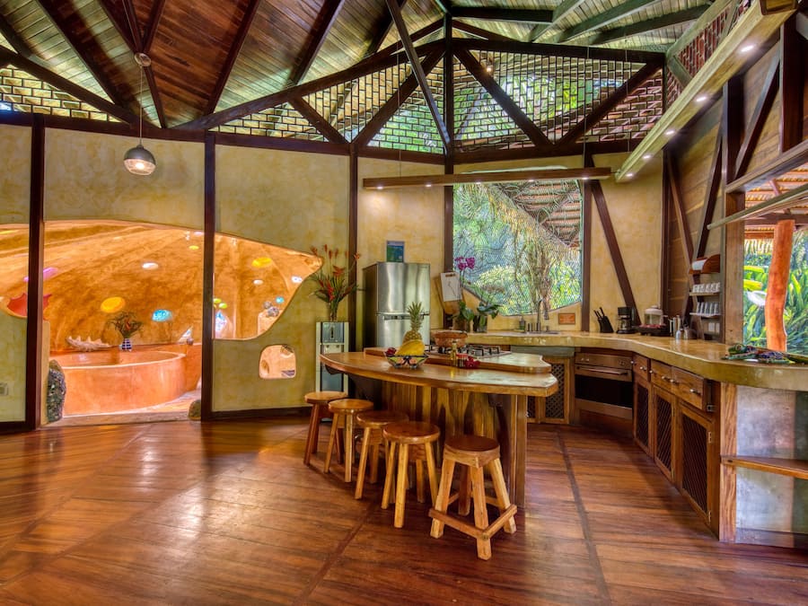 Luxury Suite, 3 Bedrooms, Hot Tub, Garden View | Private kitchen | Coffee/tea maker, fridge, stovetop, cookware/dishes/utensils