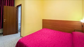 Habitación individual Confort, 1 habitación, baño en la habitación | Sábanas italianas Frette, ropa de cama hipoalergénica y edredón