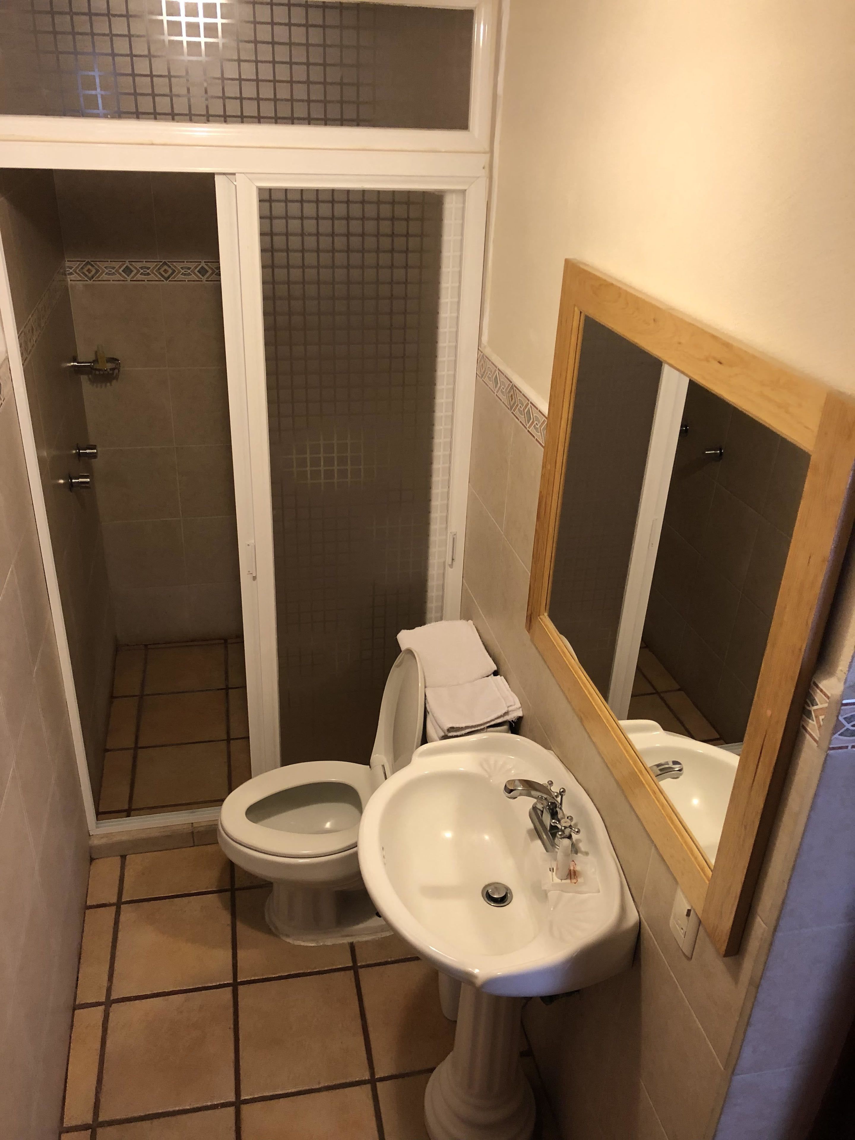single room | bathroom | shower, rainfall showerhead, free toiletries, towels