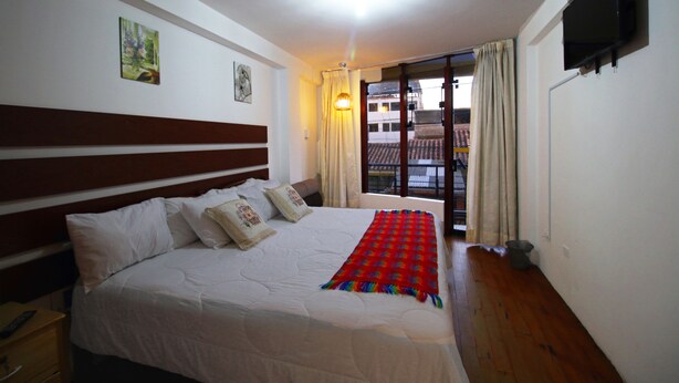 Deluxe Double Room, 1 King Bed, Balcony, Garden Area | Desk, rollaway beds (surcharge), WiFi (free), bed sheets - Los Girasoles (Cusco)