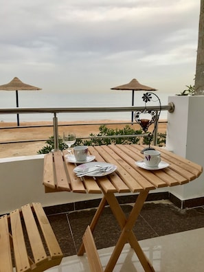 Deluxe Apartment, 2 Bedrooms, Beachfront | Balcony