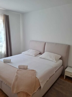 1 Schlafzimmer, Bügeleisen/Bügelbrett, Reisekinderbett, WLAN