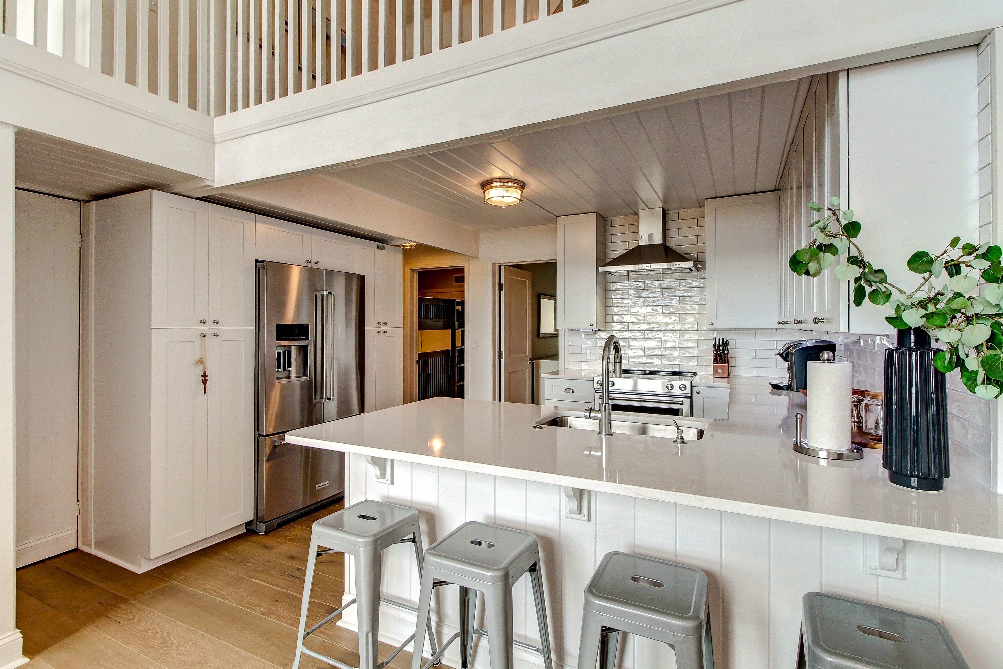 House, 3 Bedrooms | Private kitchen | Full-sized fridge, microwave, oven, stovetop