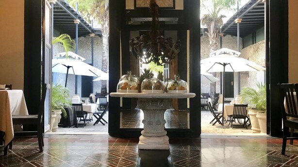 Pintu masuk interior