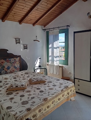 2 habitaciones, tabla de planchar con plancha y wifi 