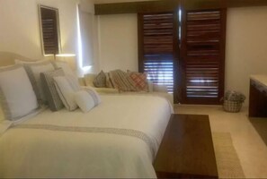 4 habitaciones, tabla de planchar con plancha y wifi gratis