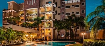 ♆Beachfront, Sunset, & Ocean Views with Elevator♆