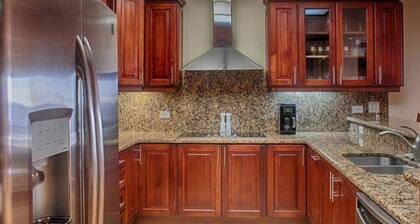 Grand / Luxury Oceanfront Condo Directly on the Beah - Confidentialité et emplacement