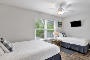 3 chambres, fer et planche à repasser, accès au Wi-Fi (inclus)