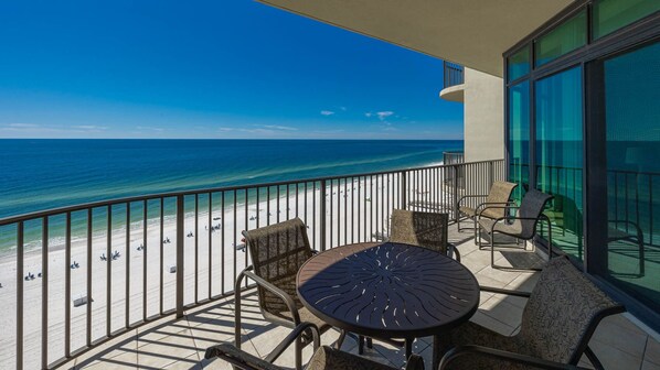 Outdoor dining - 3BR RELAX on the LAZY RIVER! Phoenix West 1006 (Orange Beach)