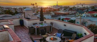 Endless Summer with Ocean Views, Ocean Side Hwy 101