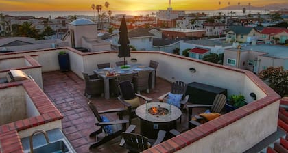 Endless Summer with Ocean Views, Ocean Side Hwy 101