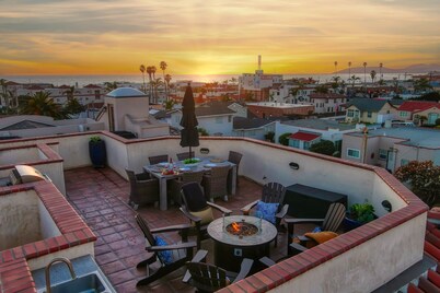 Endless Summer with Ocean Views, Ocean Side Hwy 101